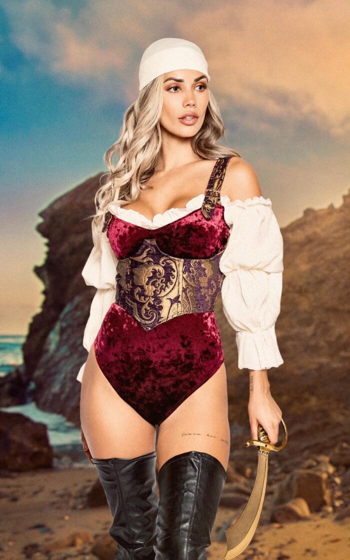 4pc Elegant Pirate Maiden Costume