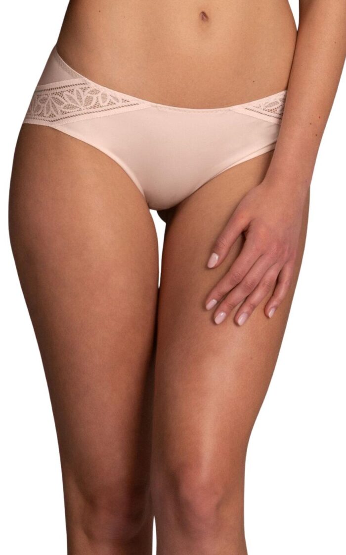 Rosa Faia by Anita Selena Brief - Pearl Rose