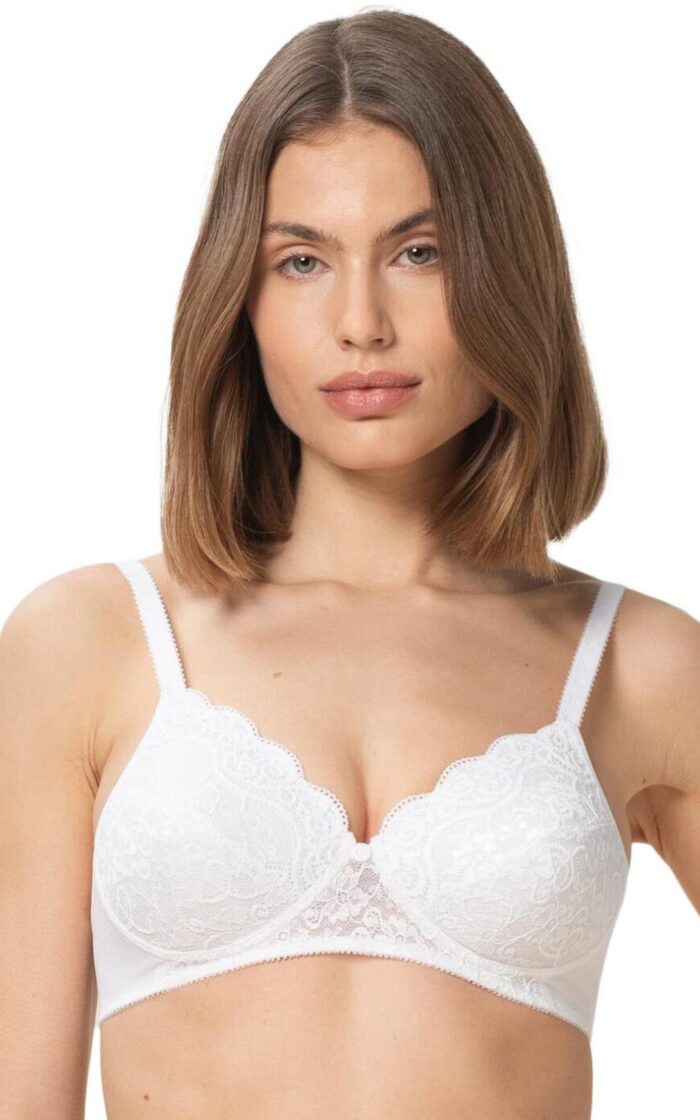 Triumph Amourette 300 Non Wired Padded Bra - White - 38A