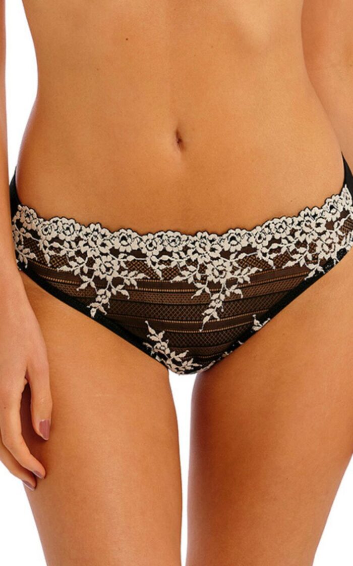 Wacoal Embrace Lace Brief - Black - S - 10